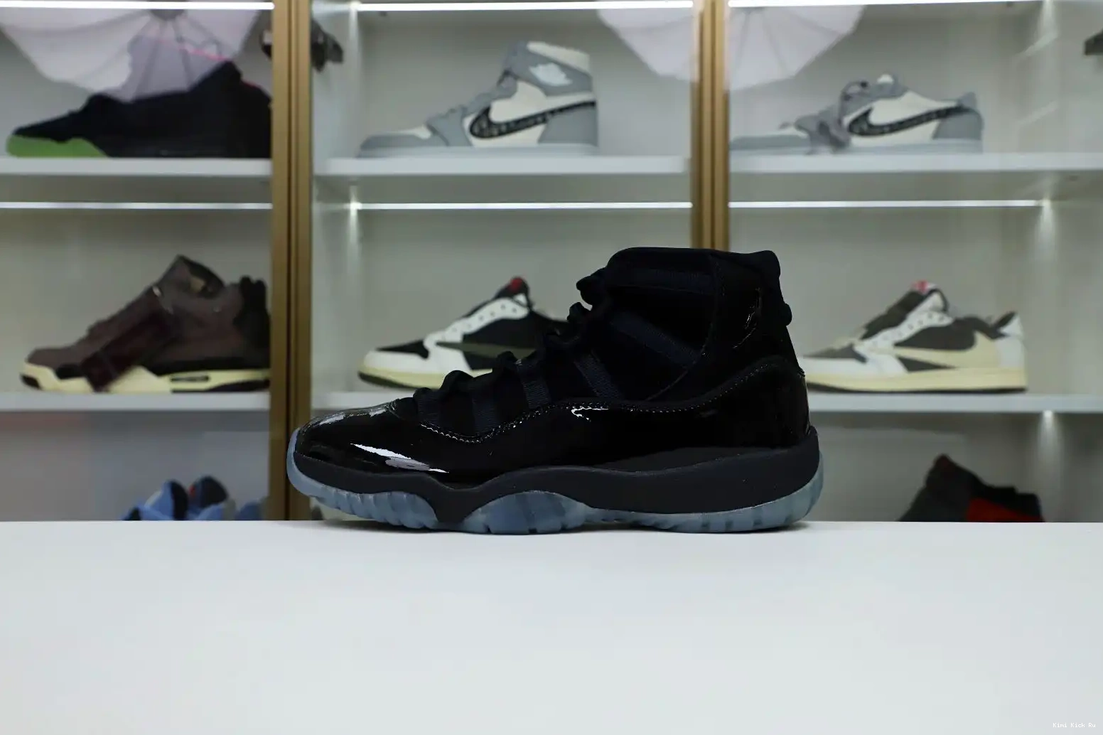 Kimikick 11 GOWN' RETRO AIR 'CAP AND JORDAN 0721